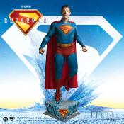 Superman 2025 Statue Taille Réelle 1/1 Muckle