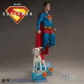 Superman 2025 Statue Taille Réelle 1/1 Muckle